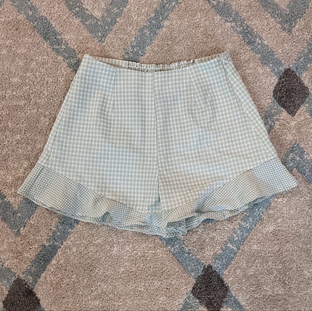 Blank NYC Mint Green & White Gingham Plaid Ruffle High Rise Shorts, Size S